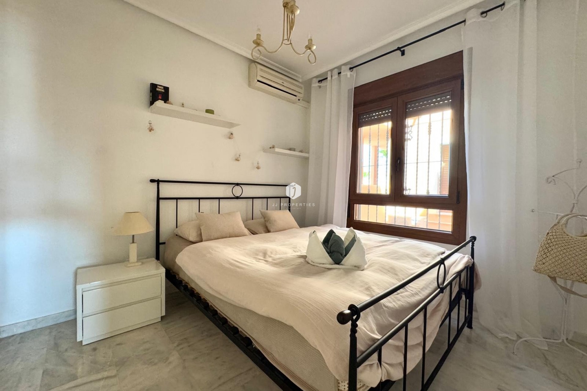 Resale - Apartment / flat -
Orihuela Costa - Costa Blanca