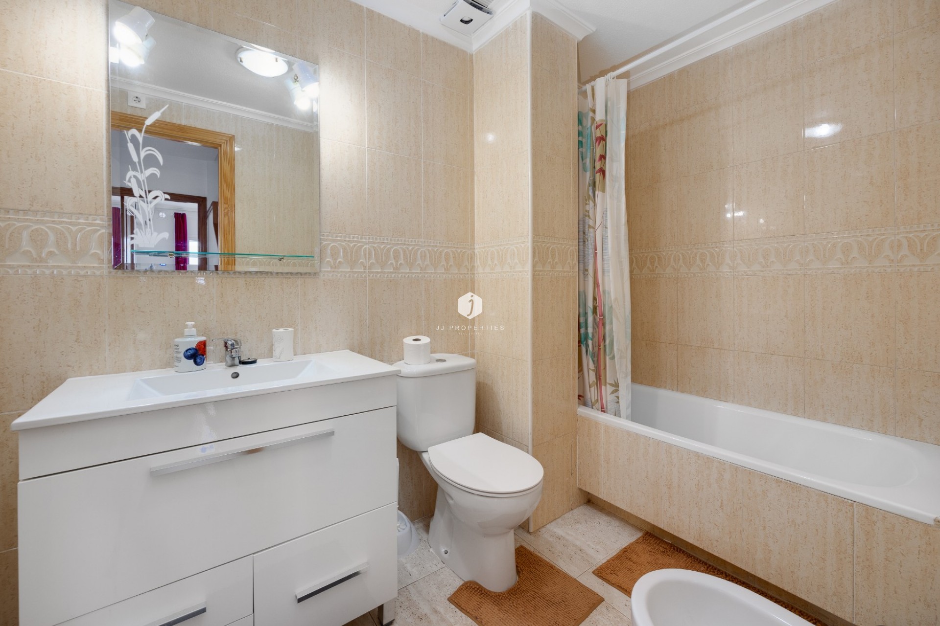 Resale - Apartment / flat -
Orihuela Costa - Costa Blanca