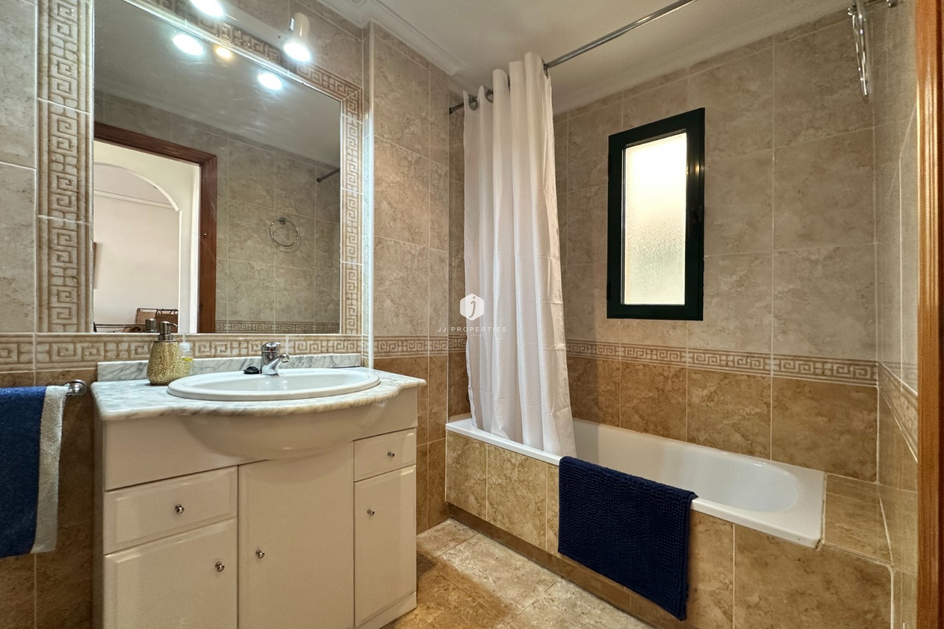 Resale - Apartment / flat -
Orihuela Costa - Costa Blanca