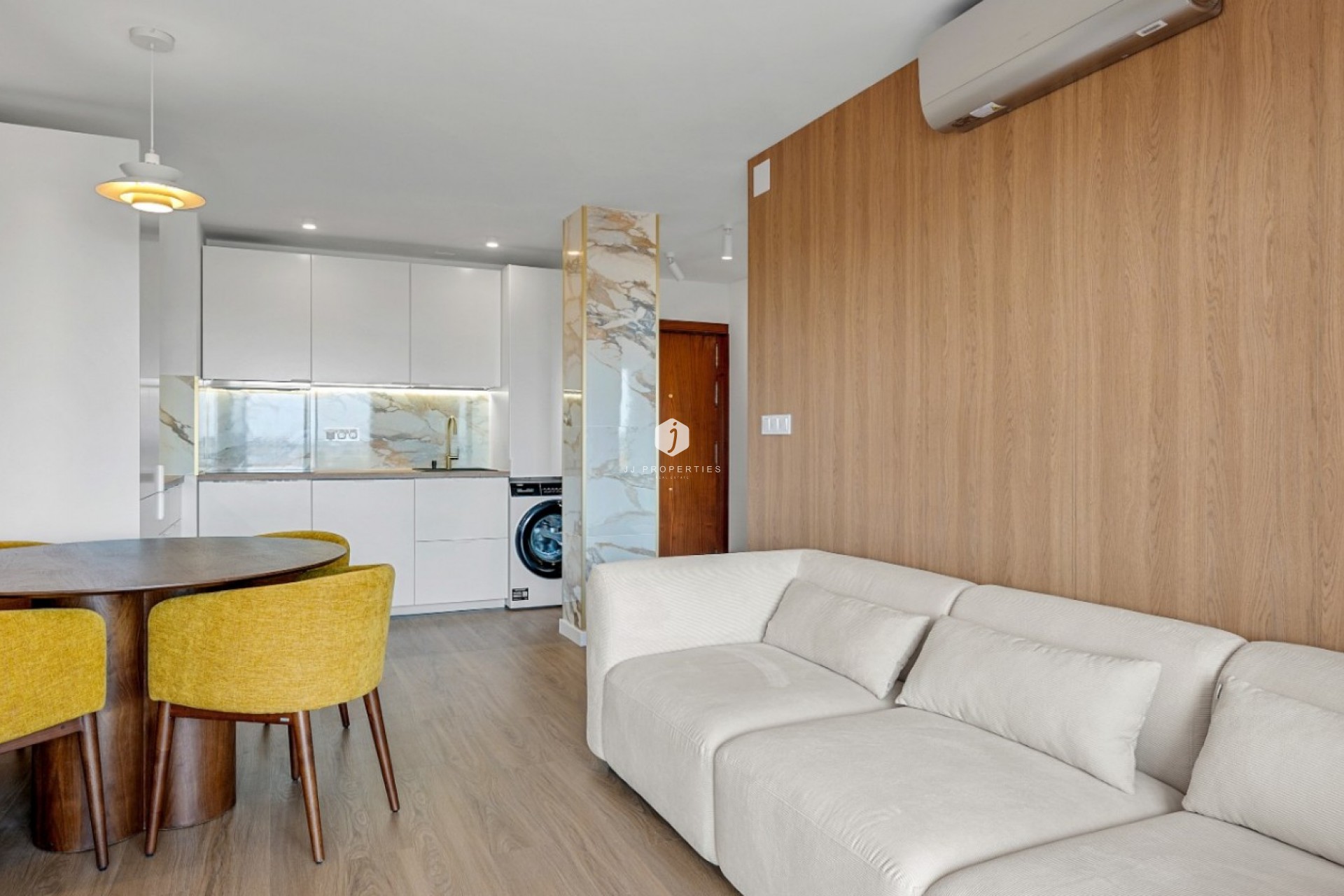 Resale - Apartment / flat -
Orihuela Costa - Costa Blanca