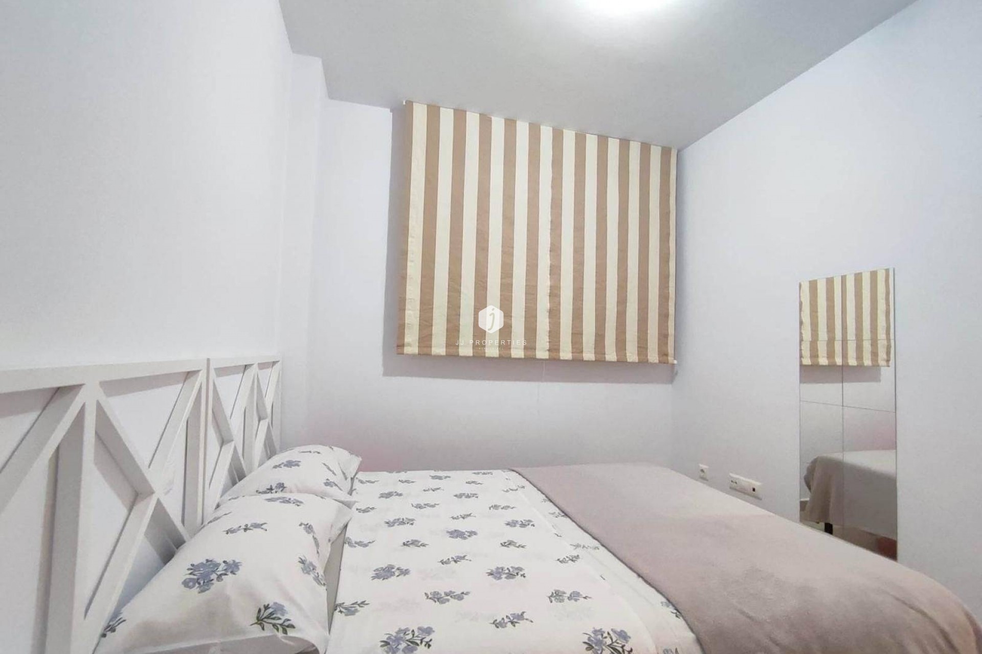 Resale - Apartment / flat -
Orihuela Costa - Horizonte - La Campana