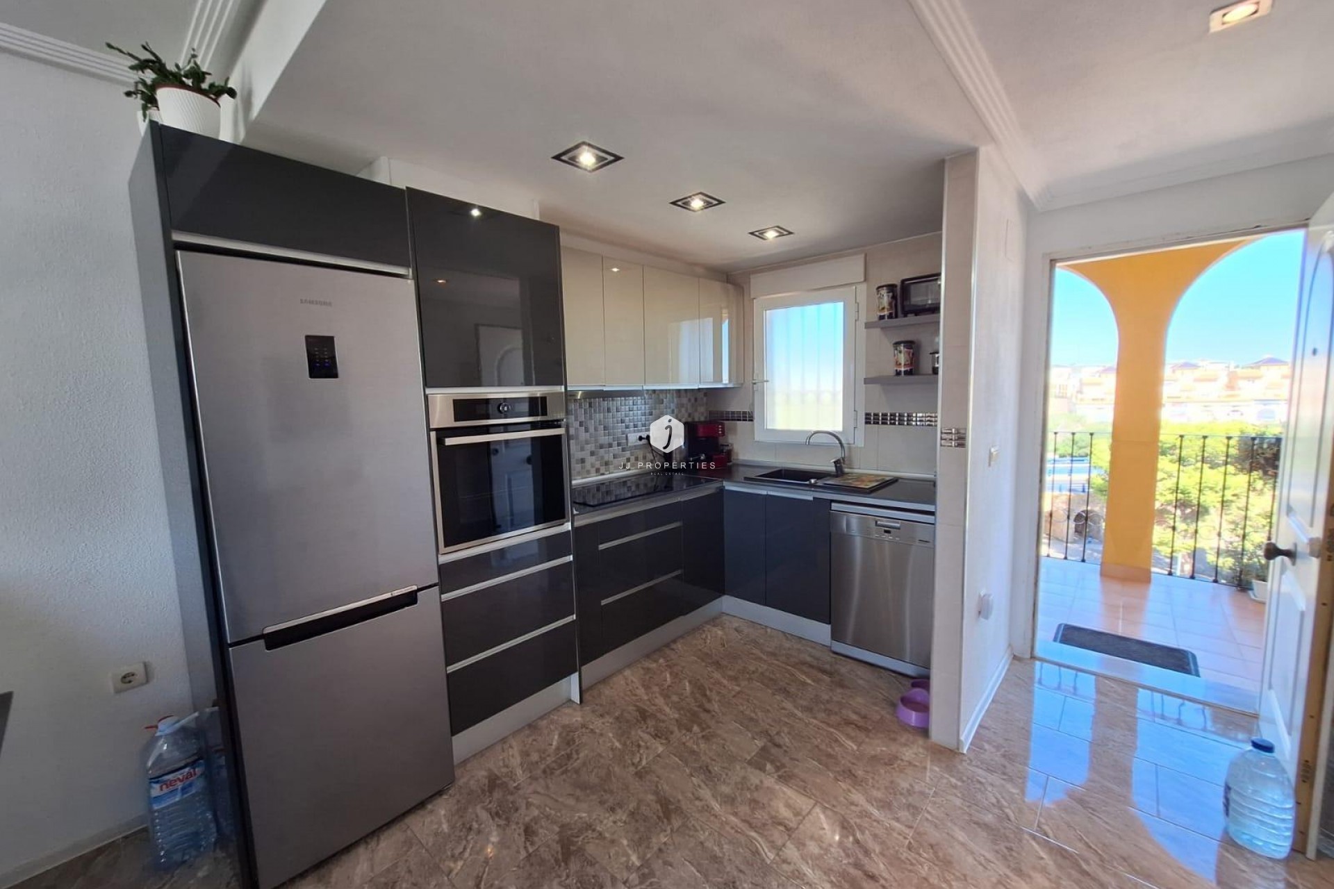 Resale - Apartment / flat -
Orihuela Costa - La Zenia