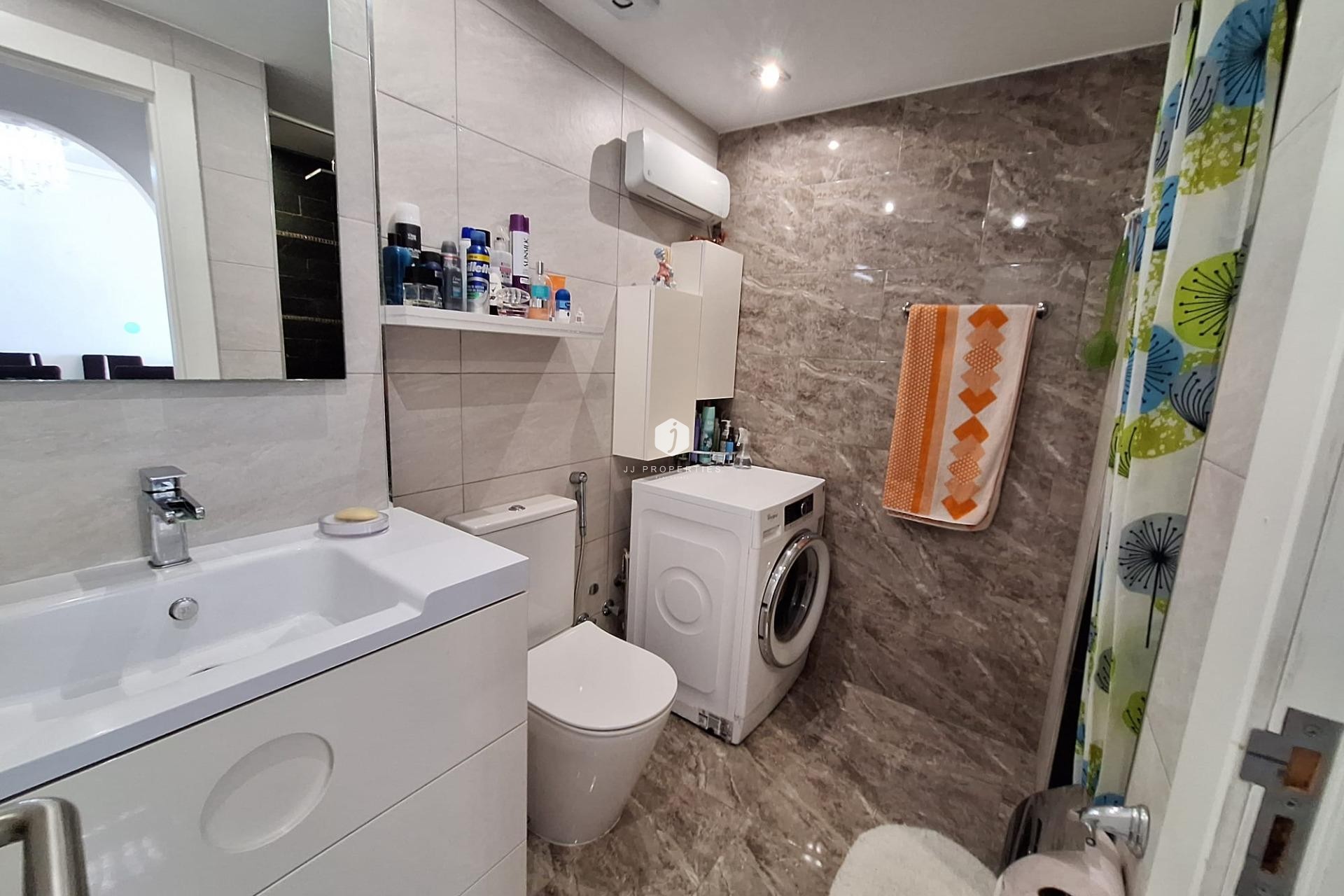 Resale - Apartment / flat -
Orihuela Costa - La Zenia