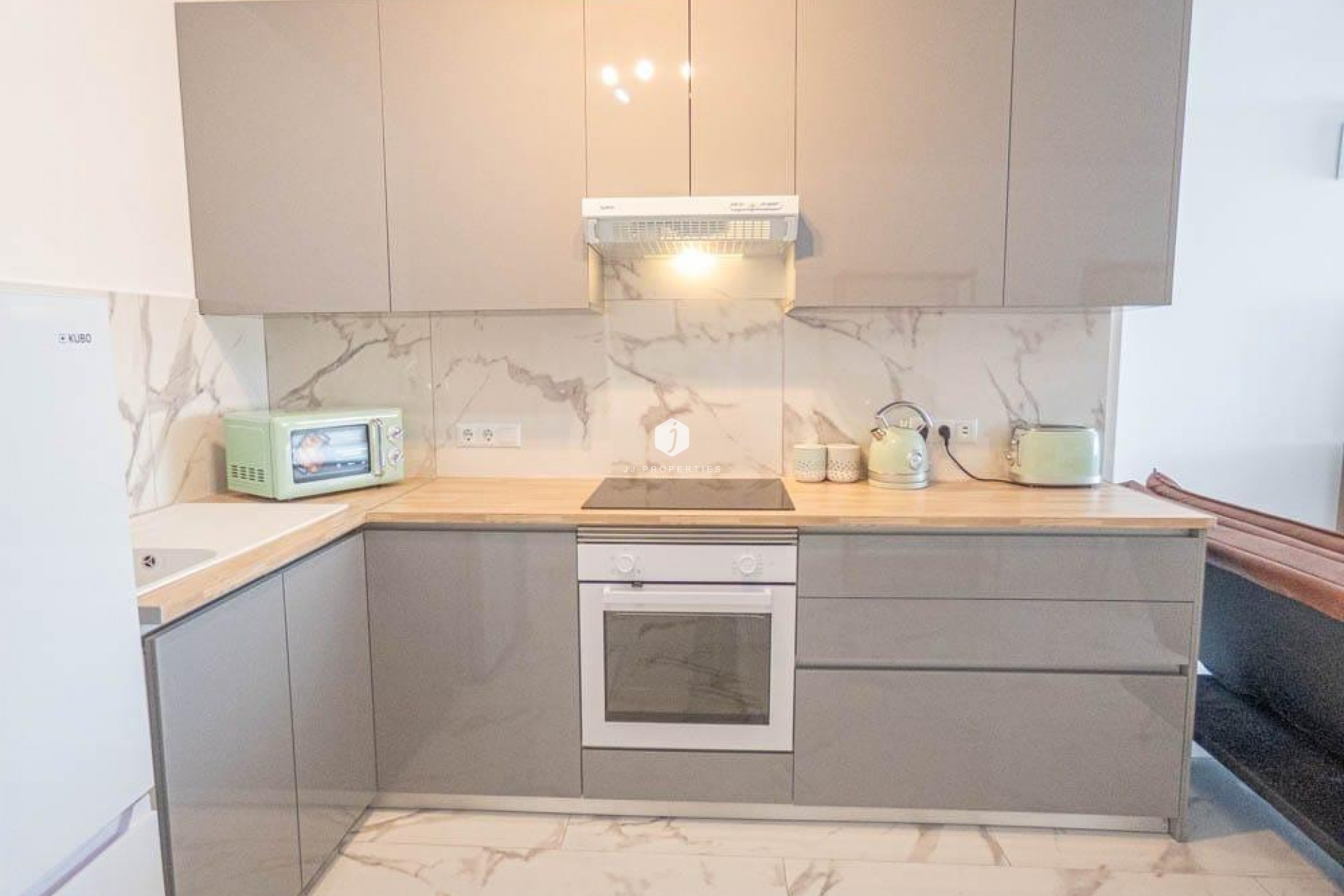 Resale - Apartment / flat -
Orihuela Costa - Villamartín