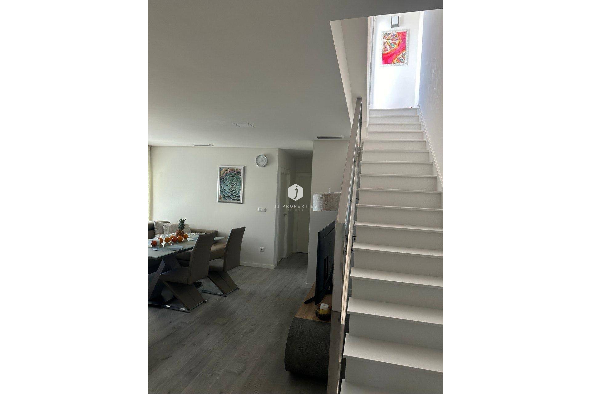 Resale - Apartment / flat -
Orihuela Costa - Villamartín