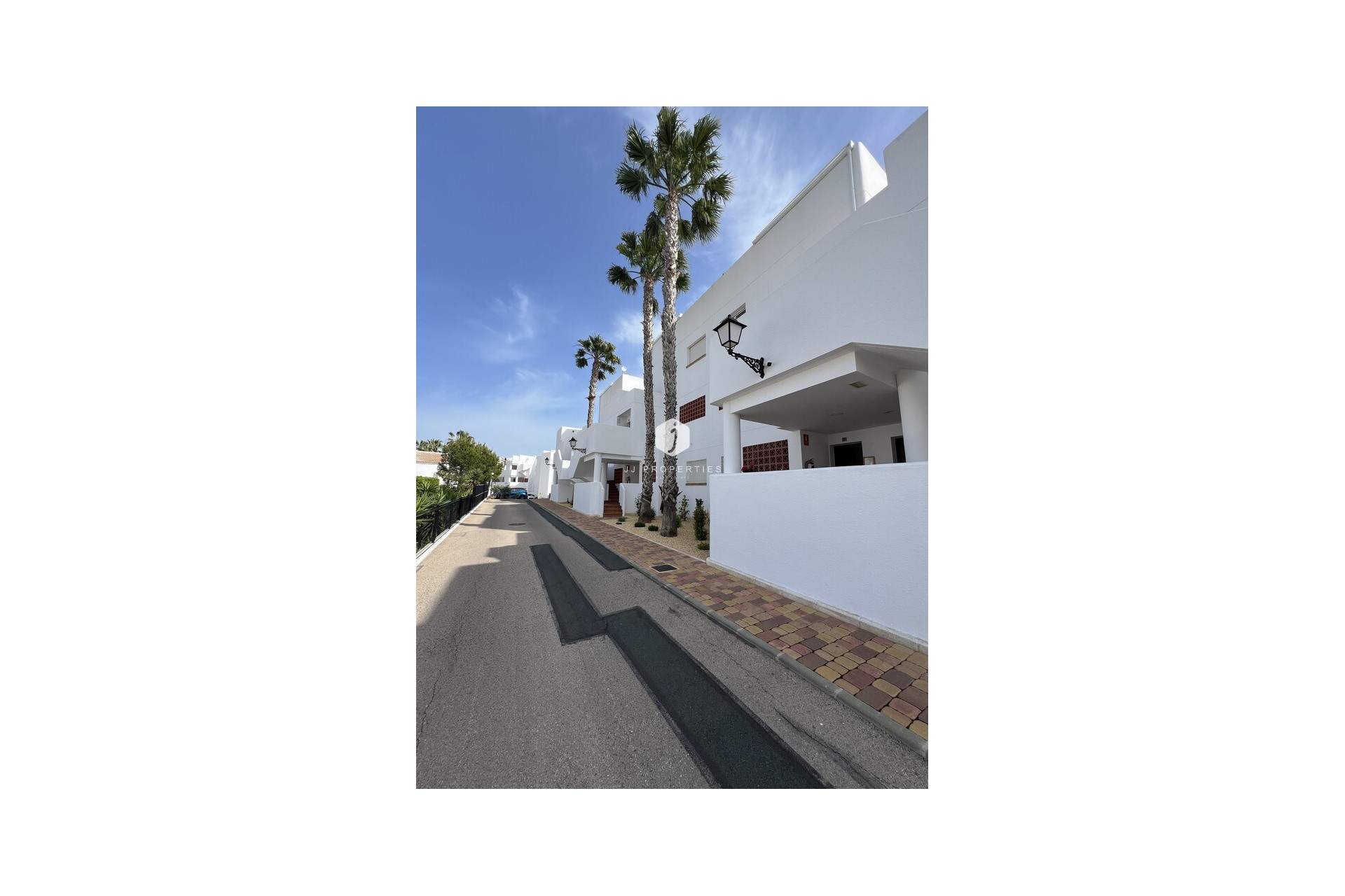 Resale - Apartment / flat -
Orihuela Costa - Villamartín