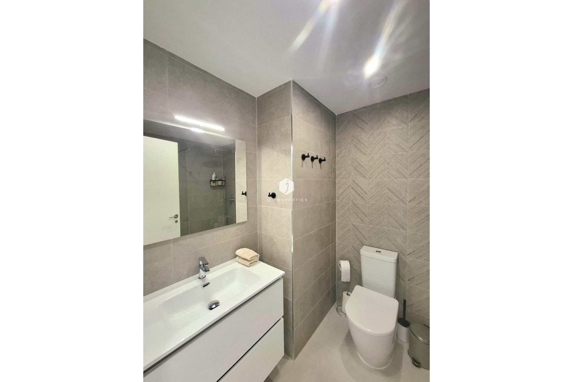 Resale - Apartment / flat -
Orihuela Costa - Villamartín