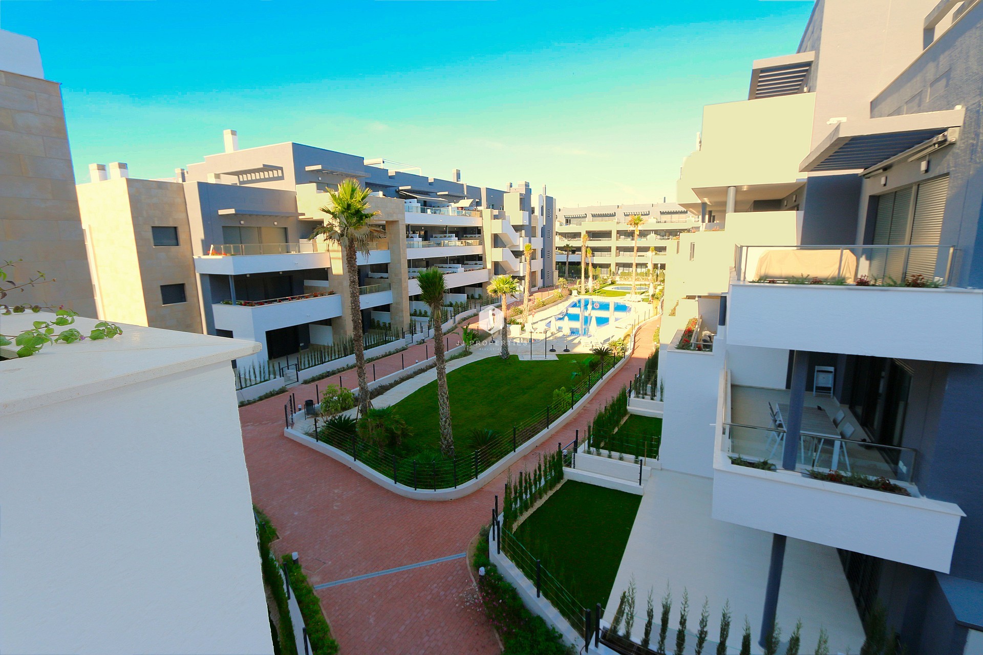 Resale - Apartment / flat -
Playa Flamenca - Costa Blanca