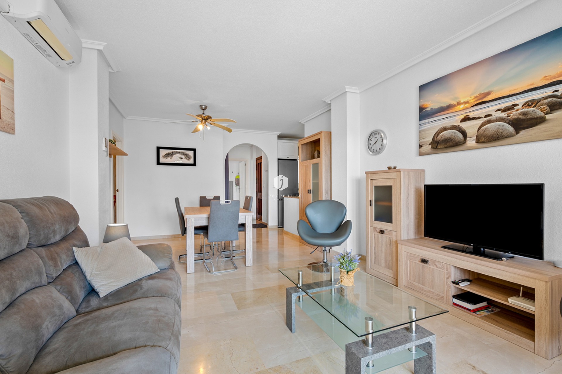 Resale - Apartment / flat -
Playa Flamenca - Costa Blanca