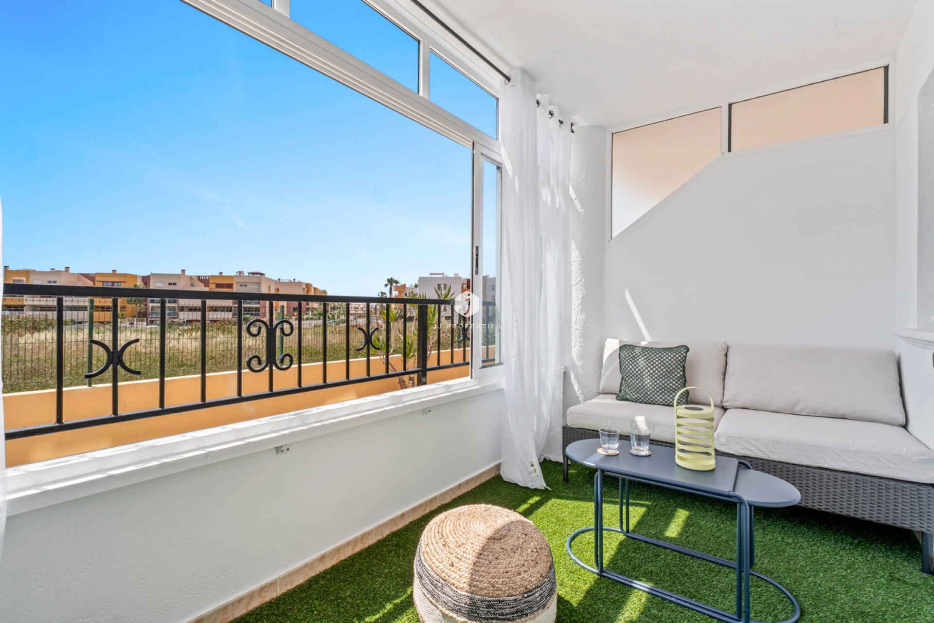 Resale - Apartment / flat -
Playa Flamenca - Costa Blanca