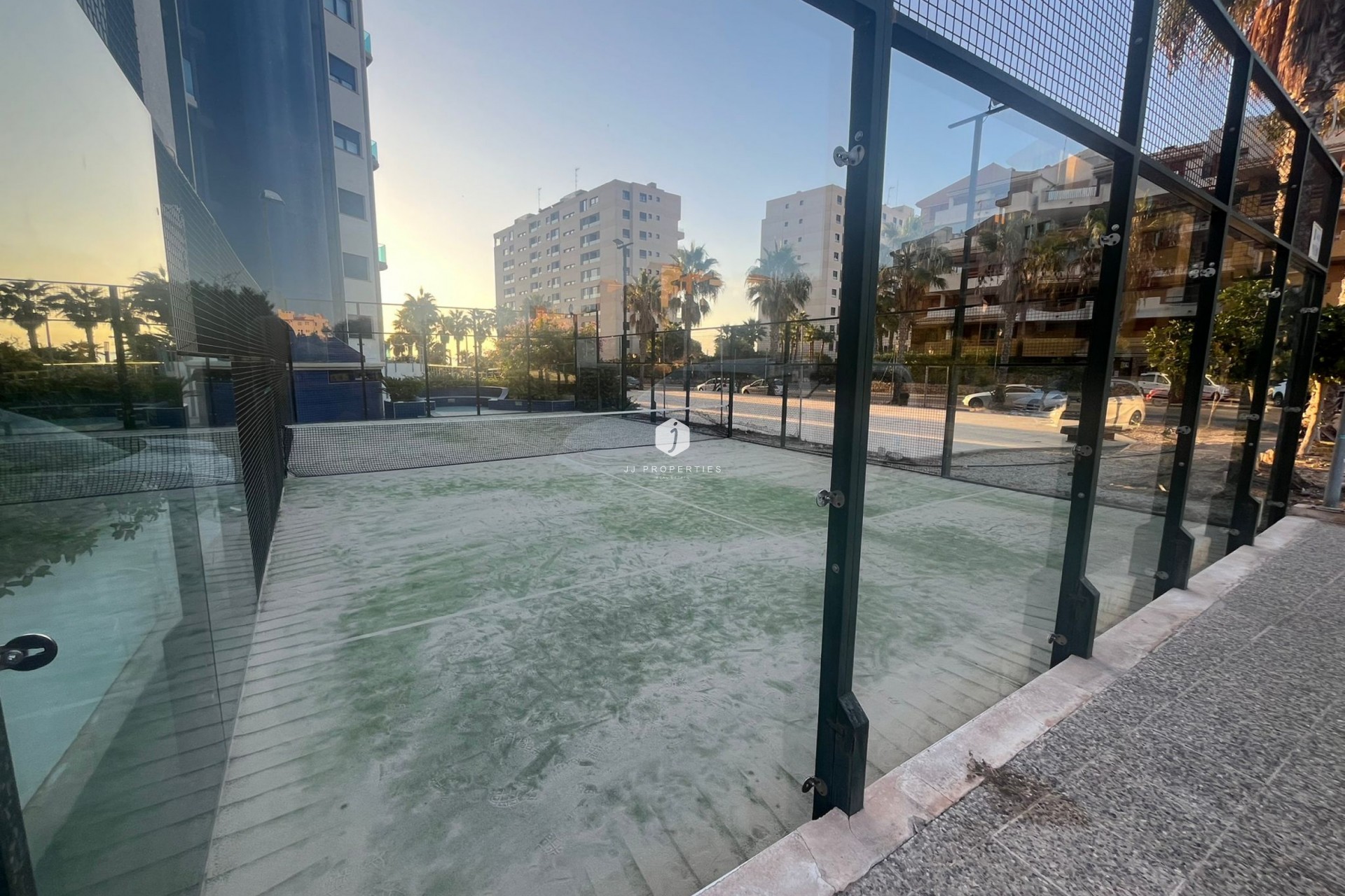 Resale - Apartment / flat -
Punta Prima - Costa Blanca