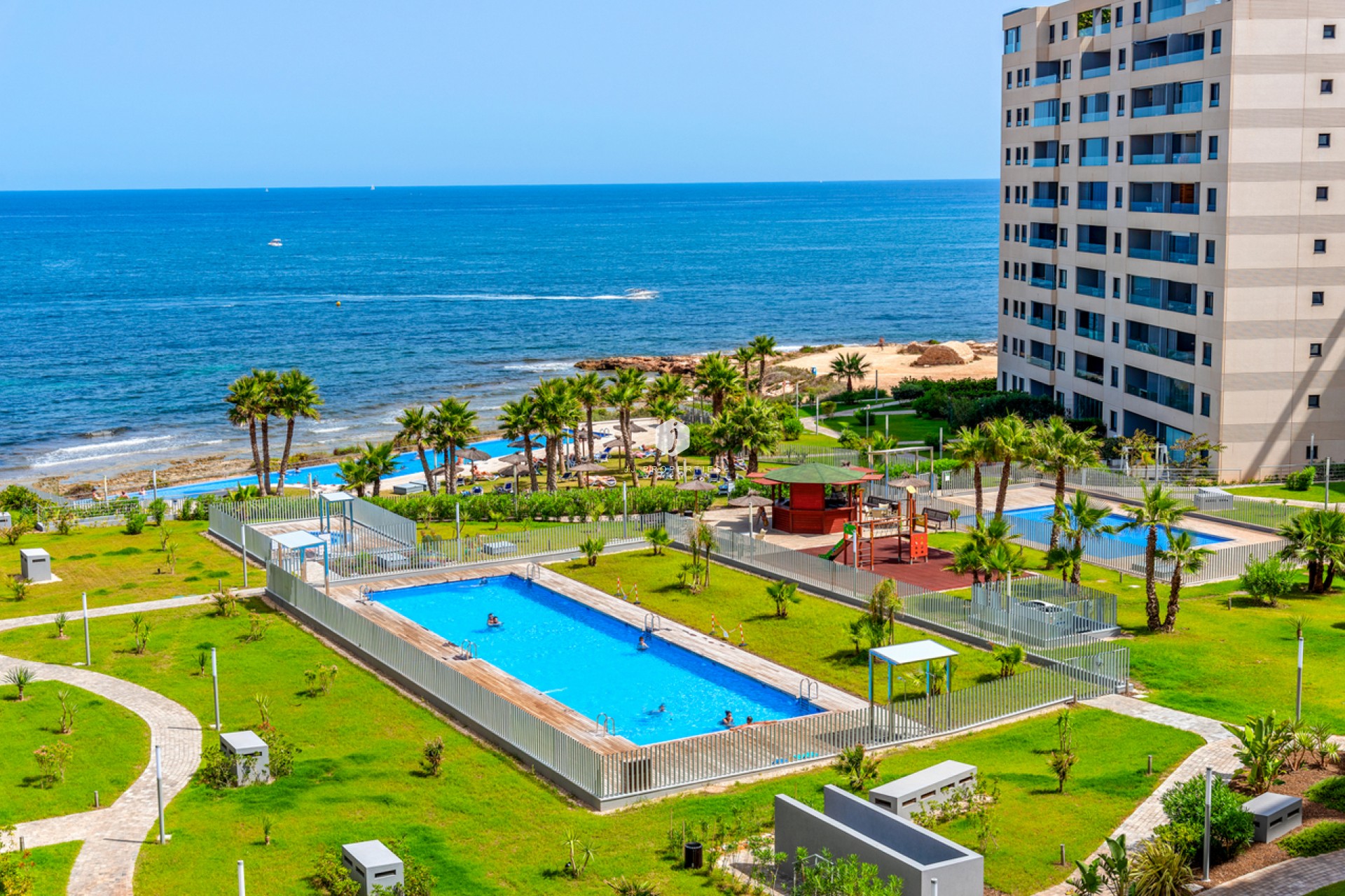 Resale - Apartment / flat -
Punta Prima - Costa Blanca