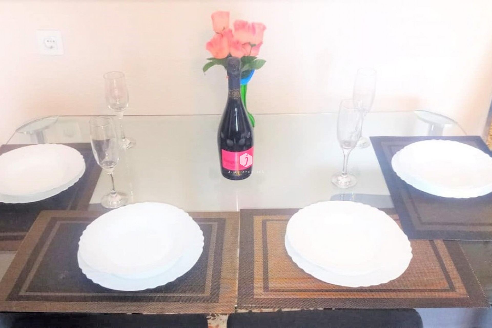 Resale - Apartment / flat -
Punta Prima - Costa Blanca