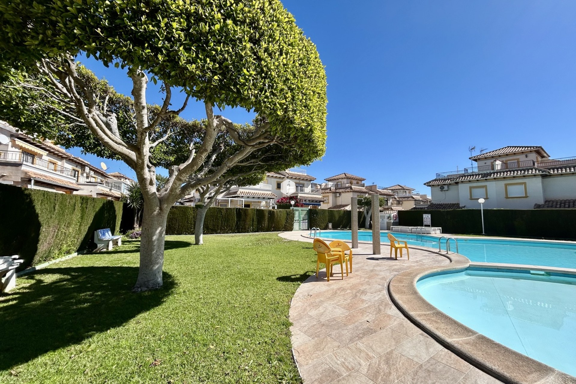 Resale - Apartment / flat -
Punta Prima - Costa Blanca