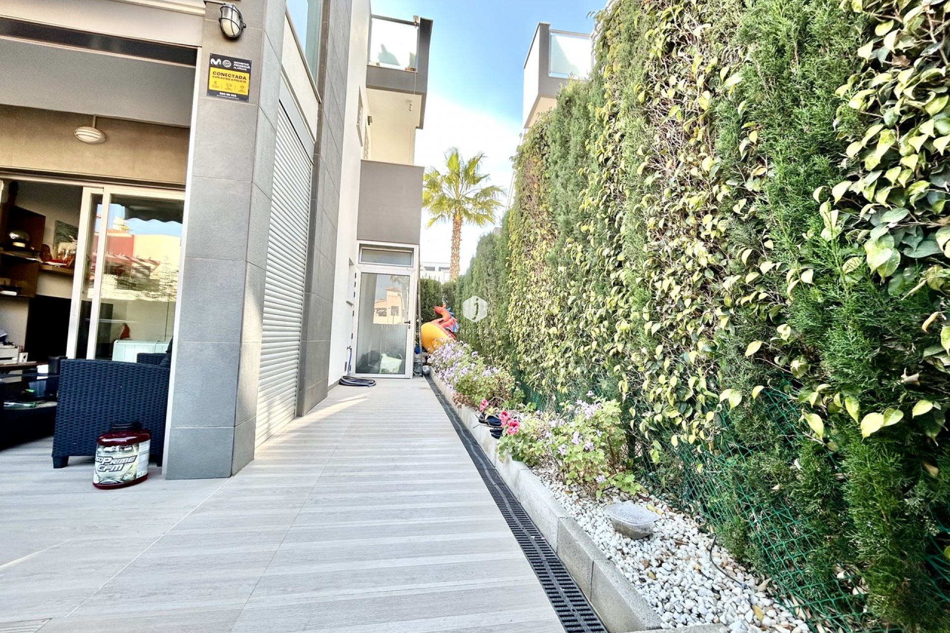 Resale - Apartment / flat -
Punta Prima - Costa Blanca