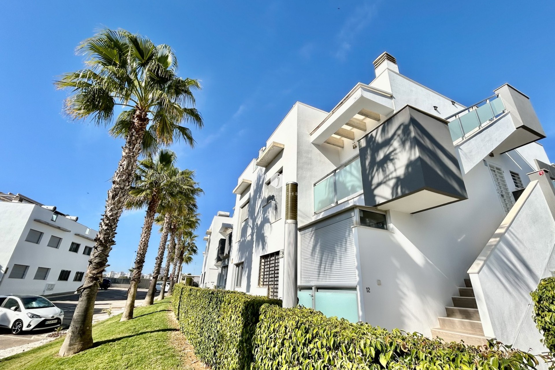 Resale - Apartment / flat -
Punta Prima - Costa Blanca