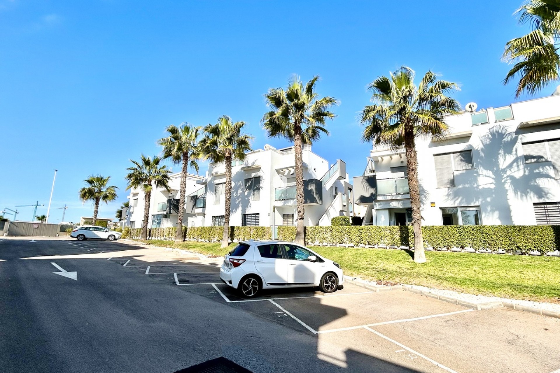 Resale - Apartment / flat -
Punta Prima - Costa Blanca