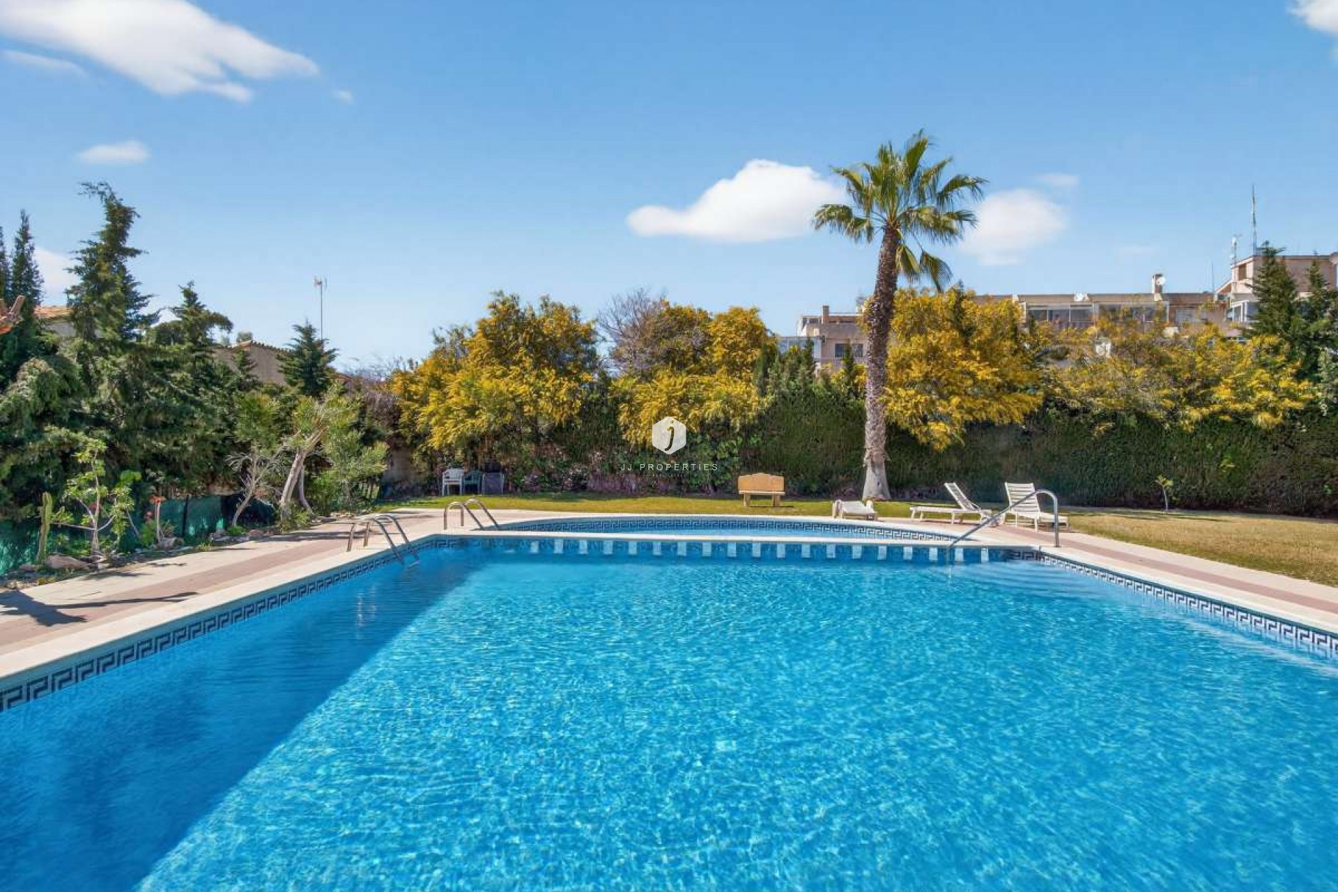 Resale - Apartment / flat -
Punta Prima - Costa Blanca