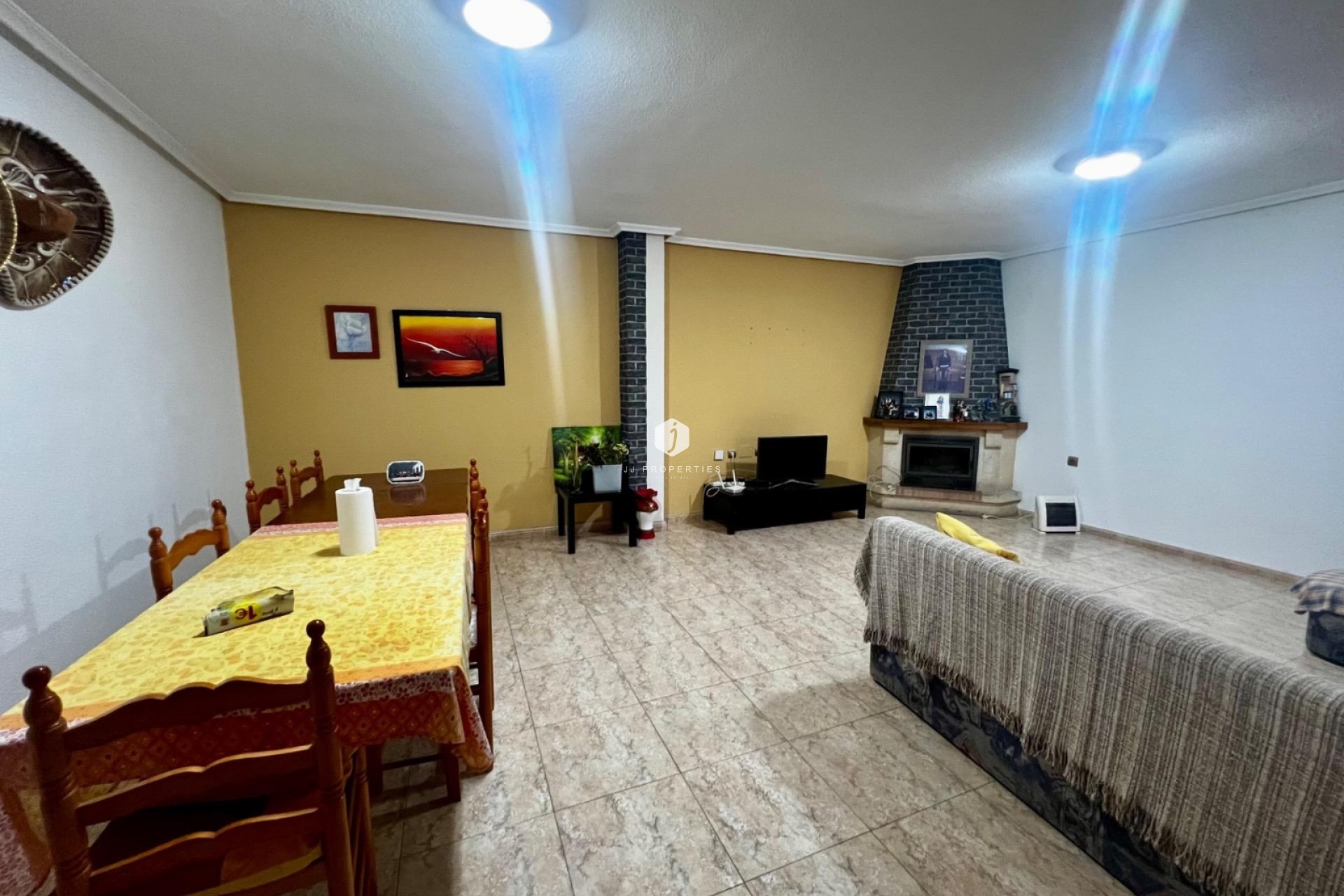 Resale - Apartment / flat -
Rojales