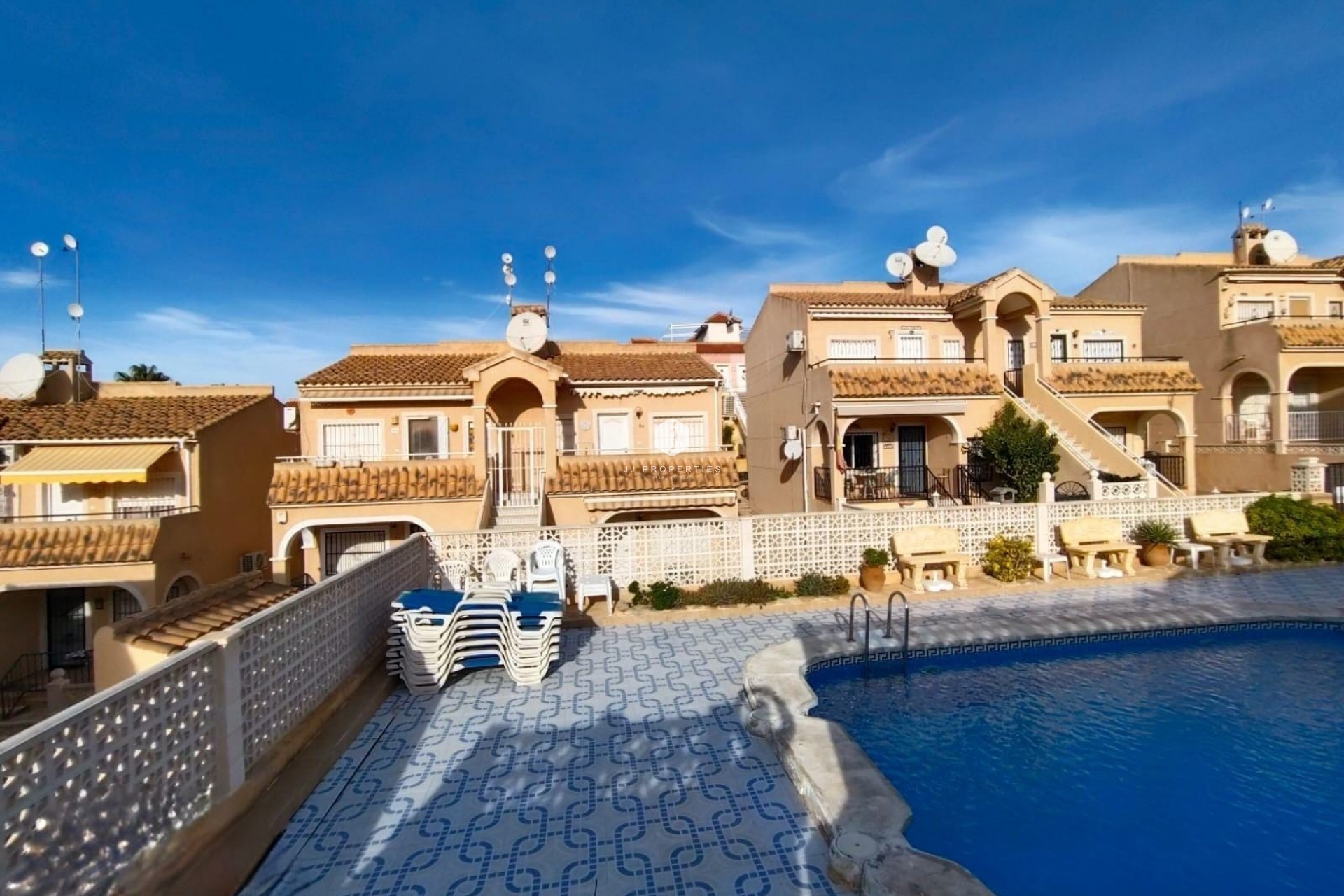 Resale - Apartment / flat -
San Miguel de Salinas - Inland