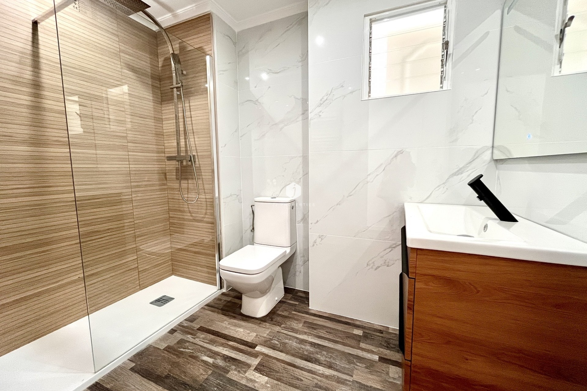 Resale - Apartment / flat -
San Miguel de Salinas - Inland