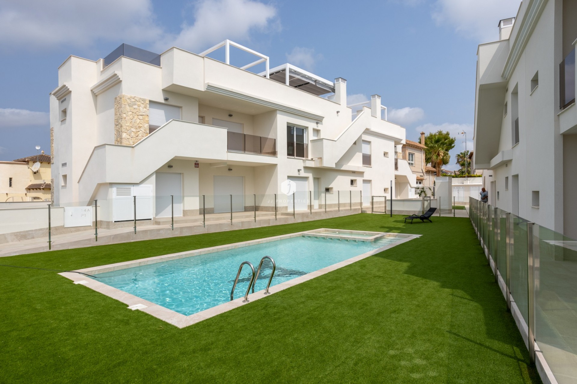 Resale - Apartment / flat -
San Miguel de Salinas - Inland