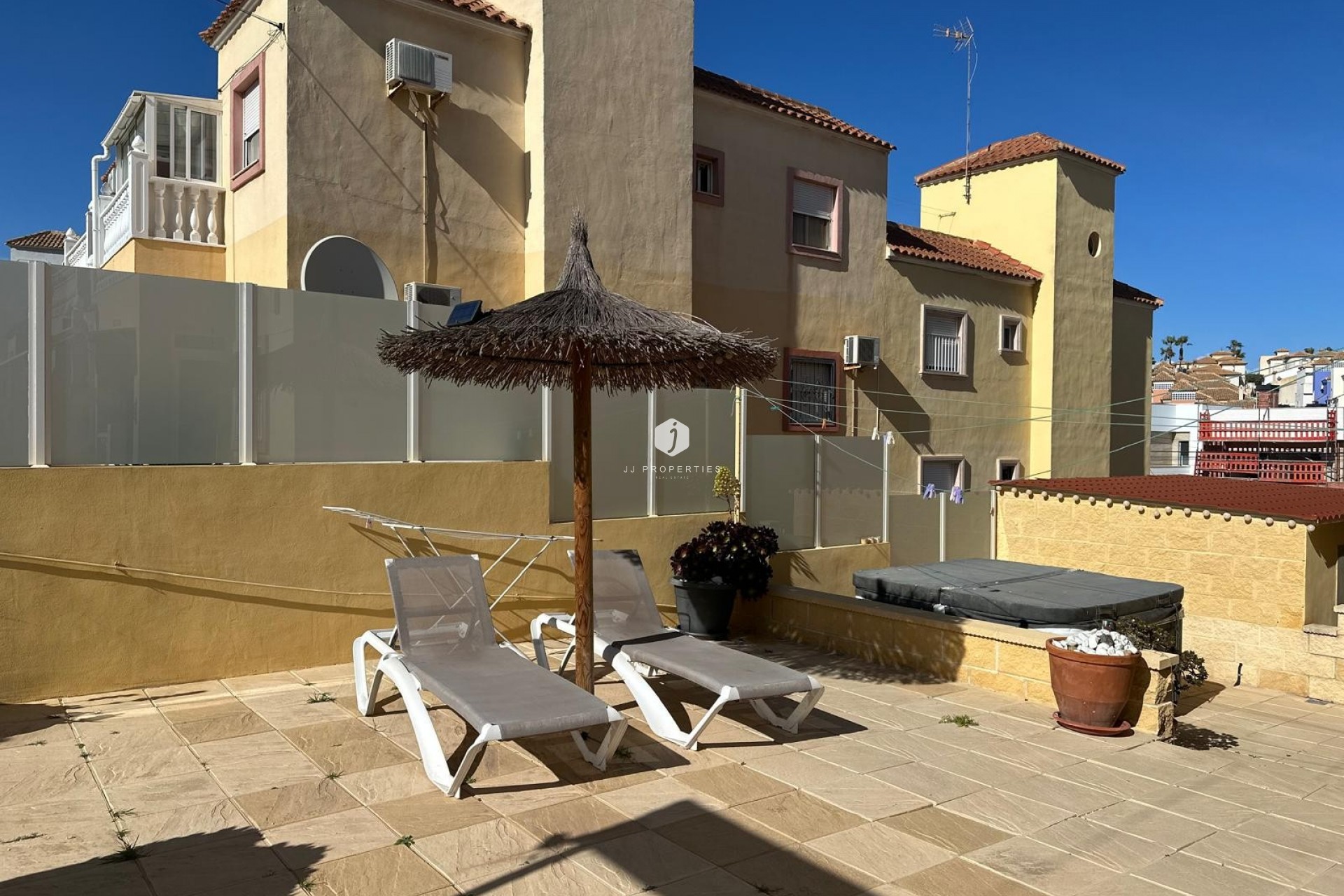 Resale - Apartment / flat -
San Miguel de Salinas - Inland