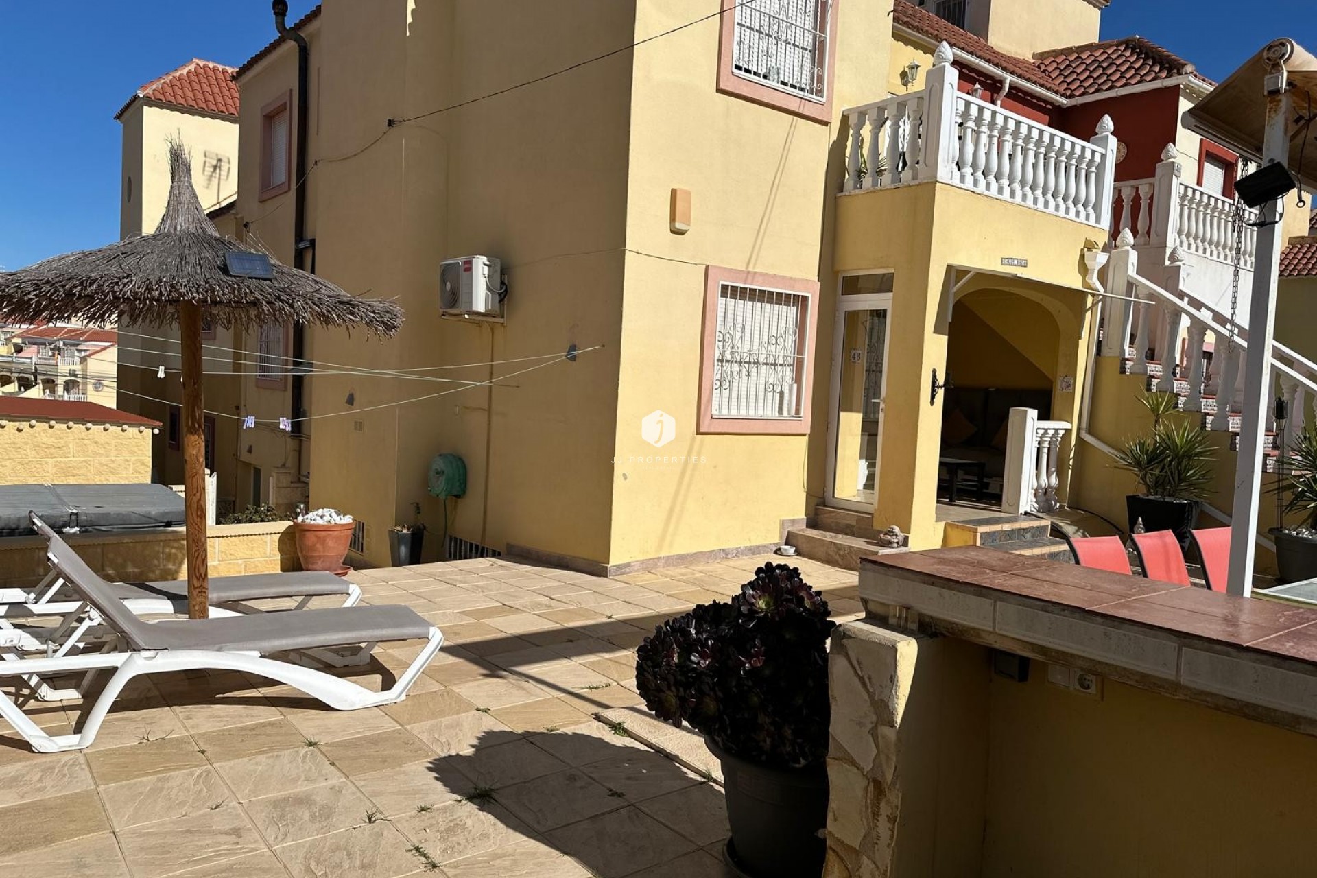 Resale - Apartment / flat -
San Miguel de Salinas - Inland