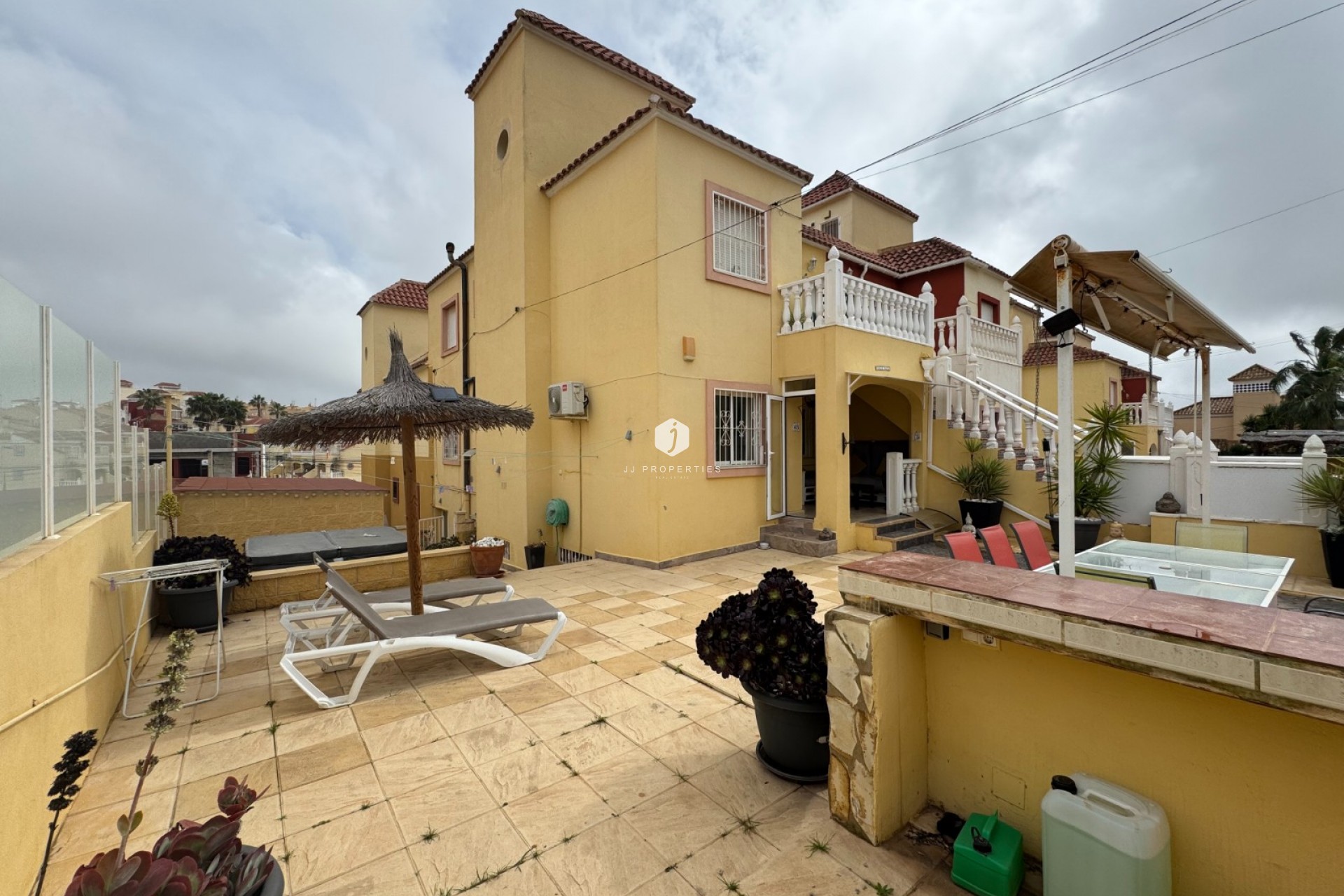 Resale - Apartment / flat -
San Miguel de Salinas - Inland