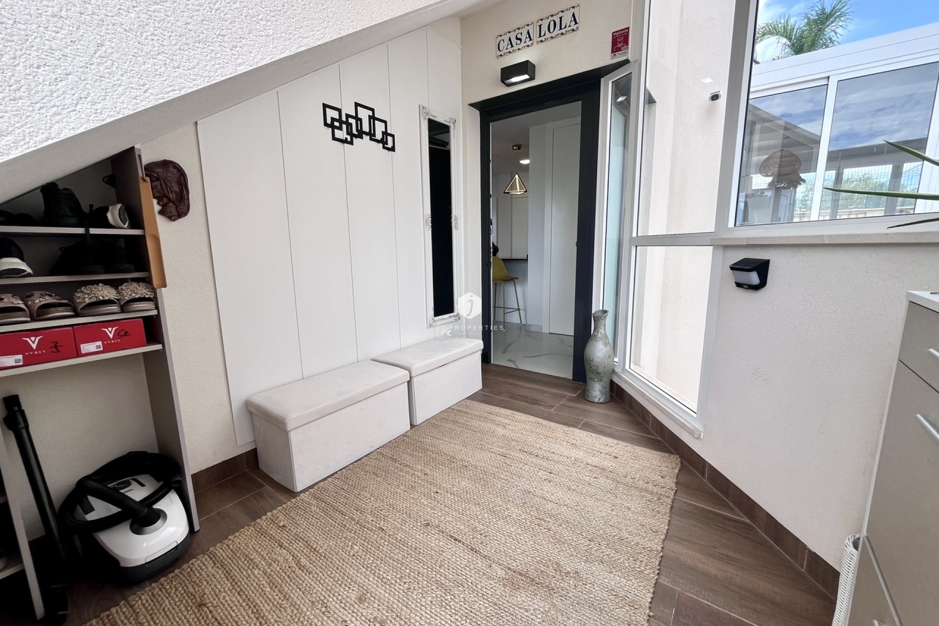 Resale - Apartment / flat -
San Miguel de Salinas - Inland