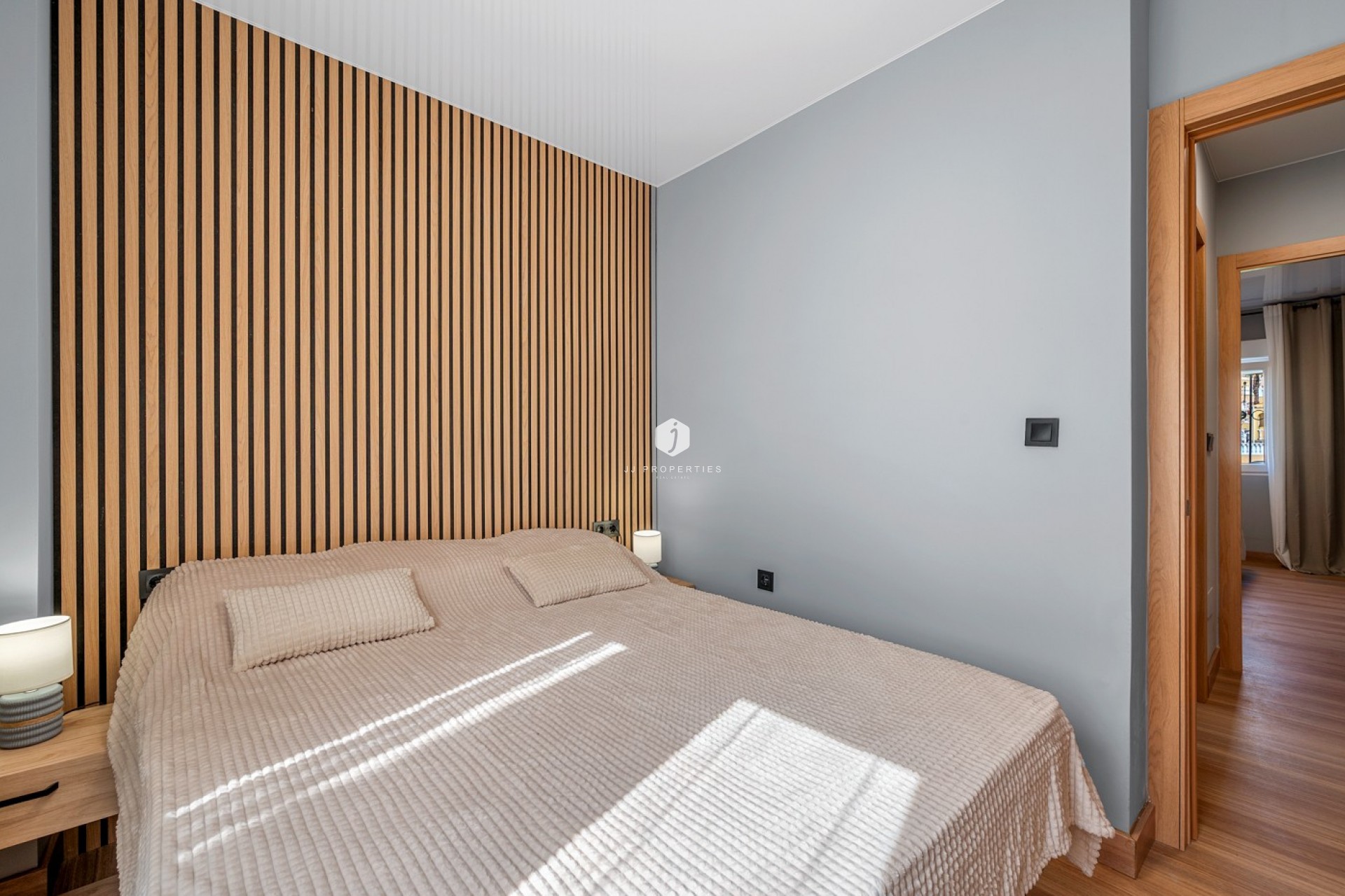 Resale - Apartment / flat -
San Miguel de Salinas - Inland