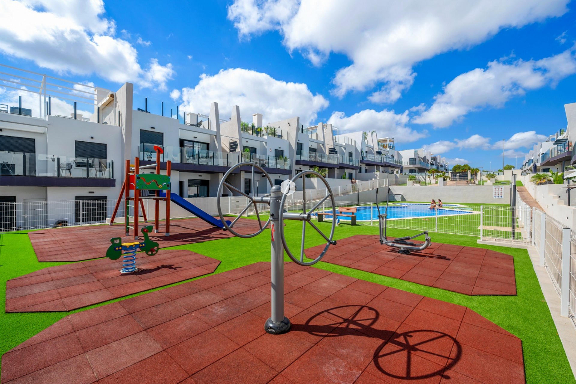 Resale - Apartment / flat -
San Miguel de Salinas - Inland