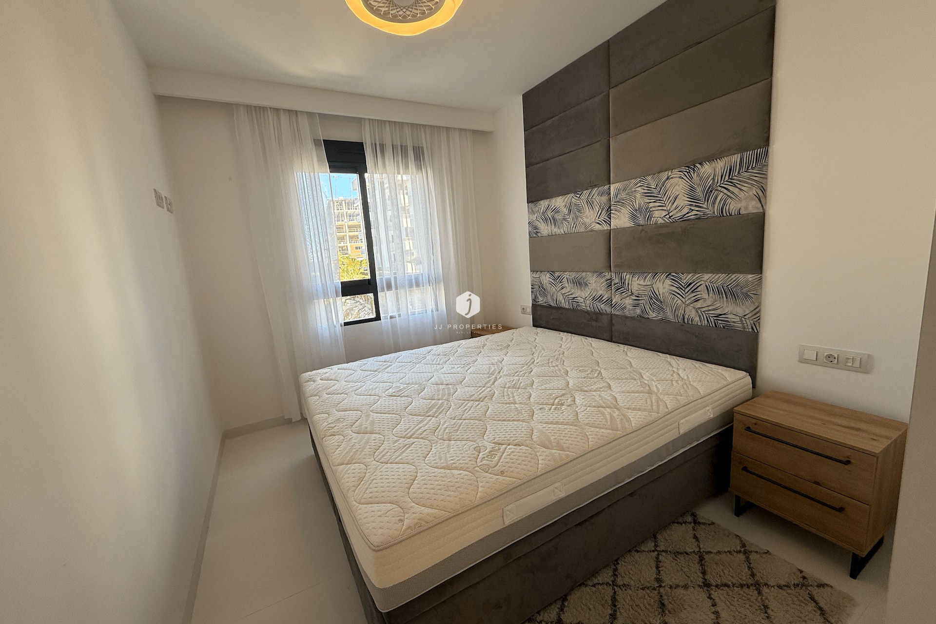 Resale - Apartment / flat -
San Miguel de Salinas - Inland