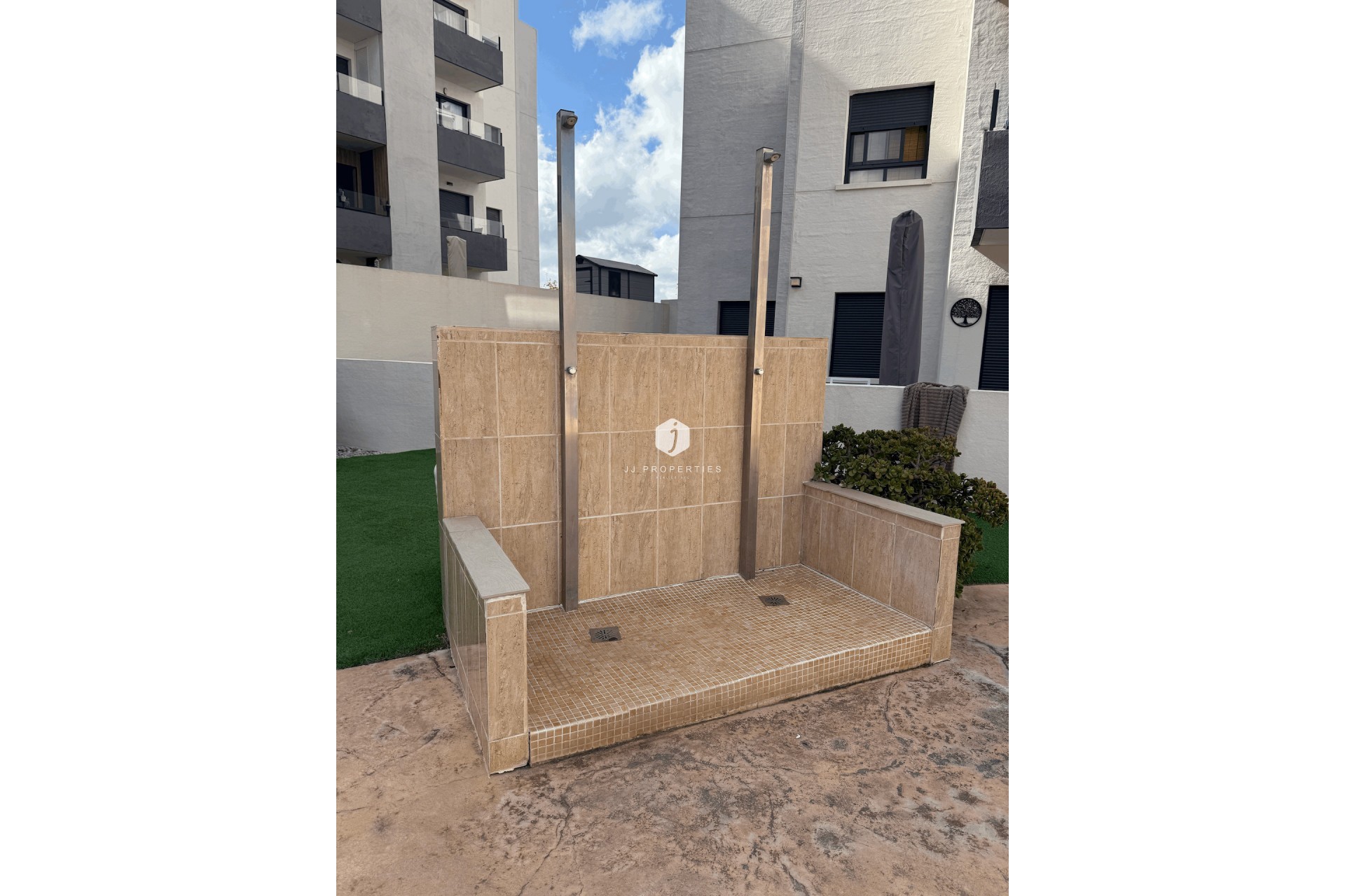 Resale - Apartment / flat -
San Miguel de Salinas - Inland