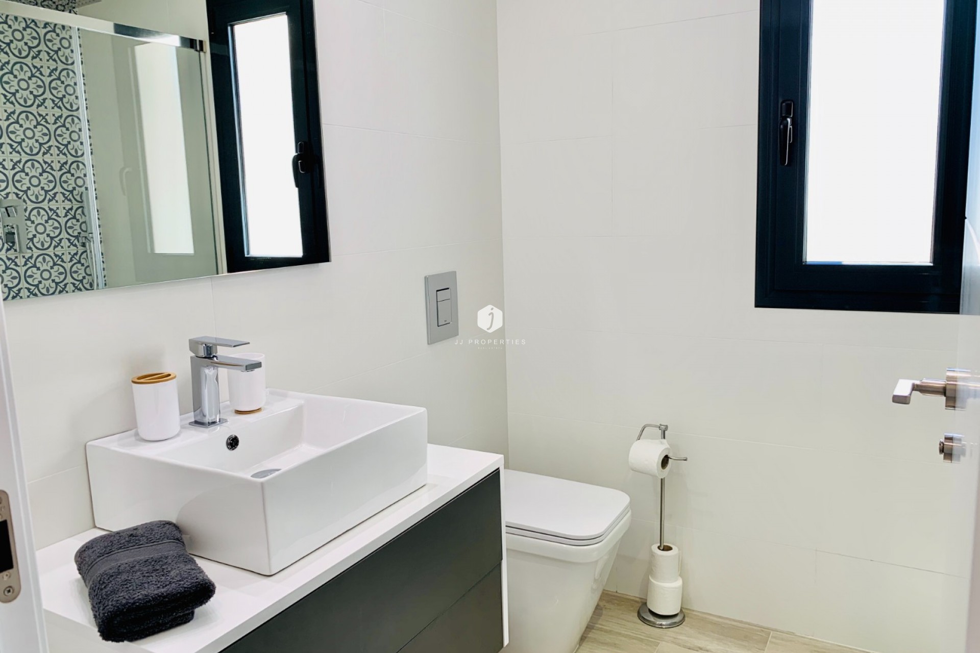 Resale - Apartment / flat -
San Miguel de Salinas - Inland