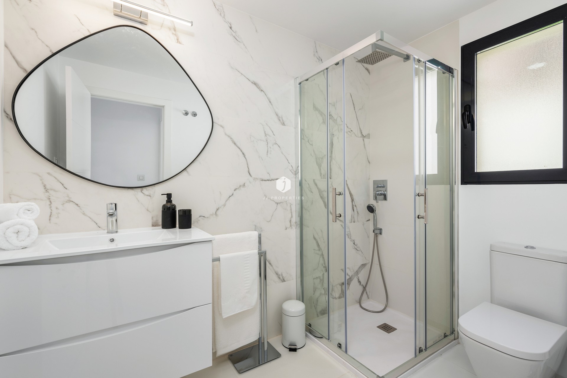 Resale - Apartment / flat -
San Miguel de Salinas - Inland