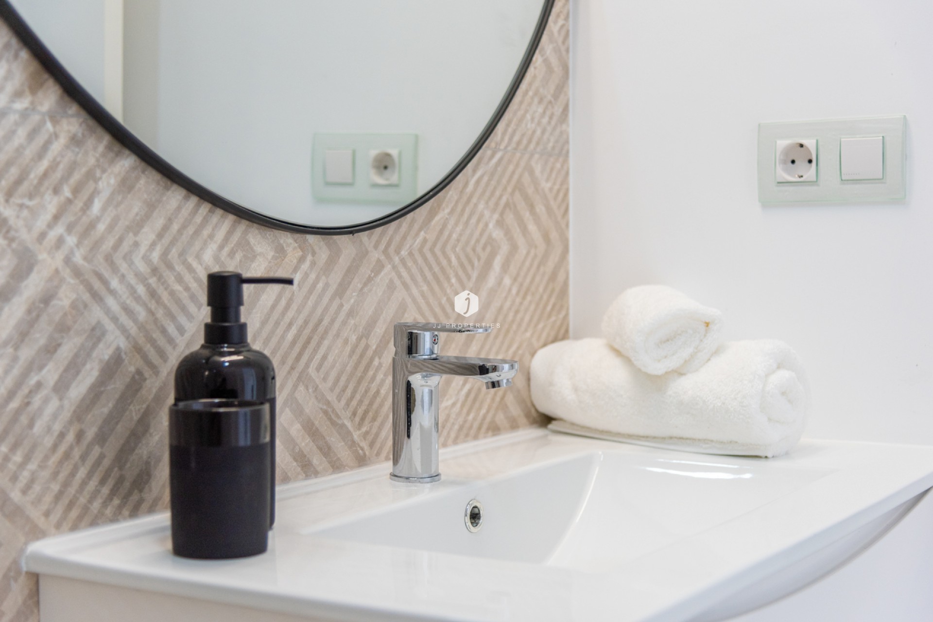 Resale - Apartment / flat -
San Miguel de Salinas - Inland