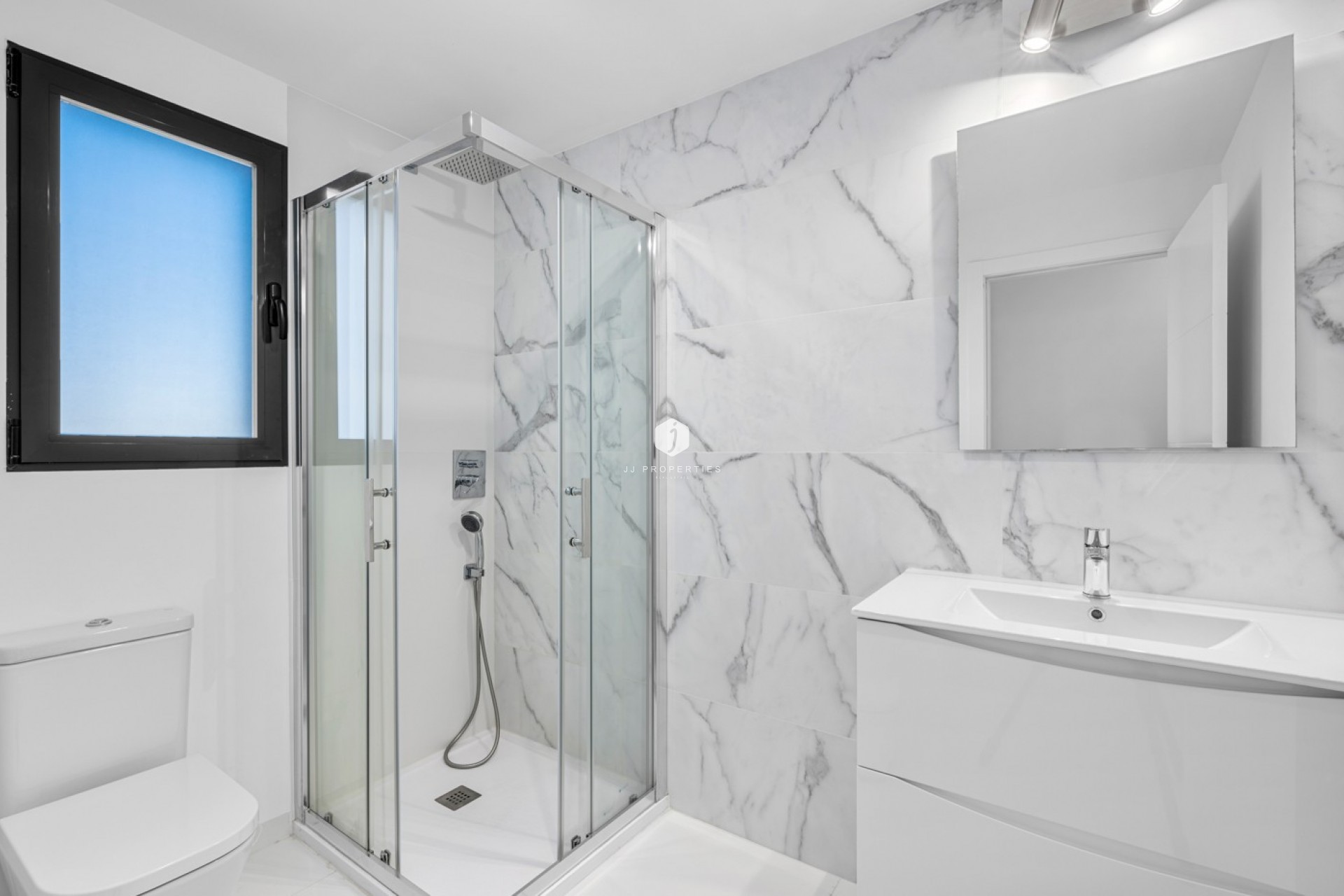 Resale - Apartment / flat -
San Miguel de Salinas - Inland