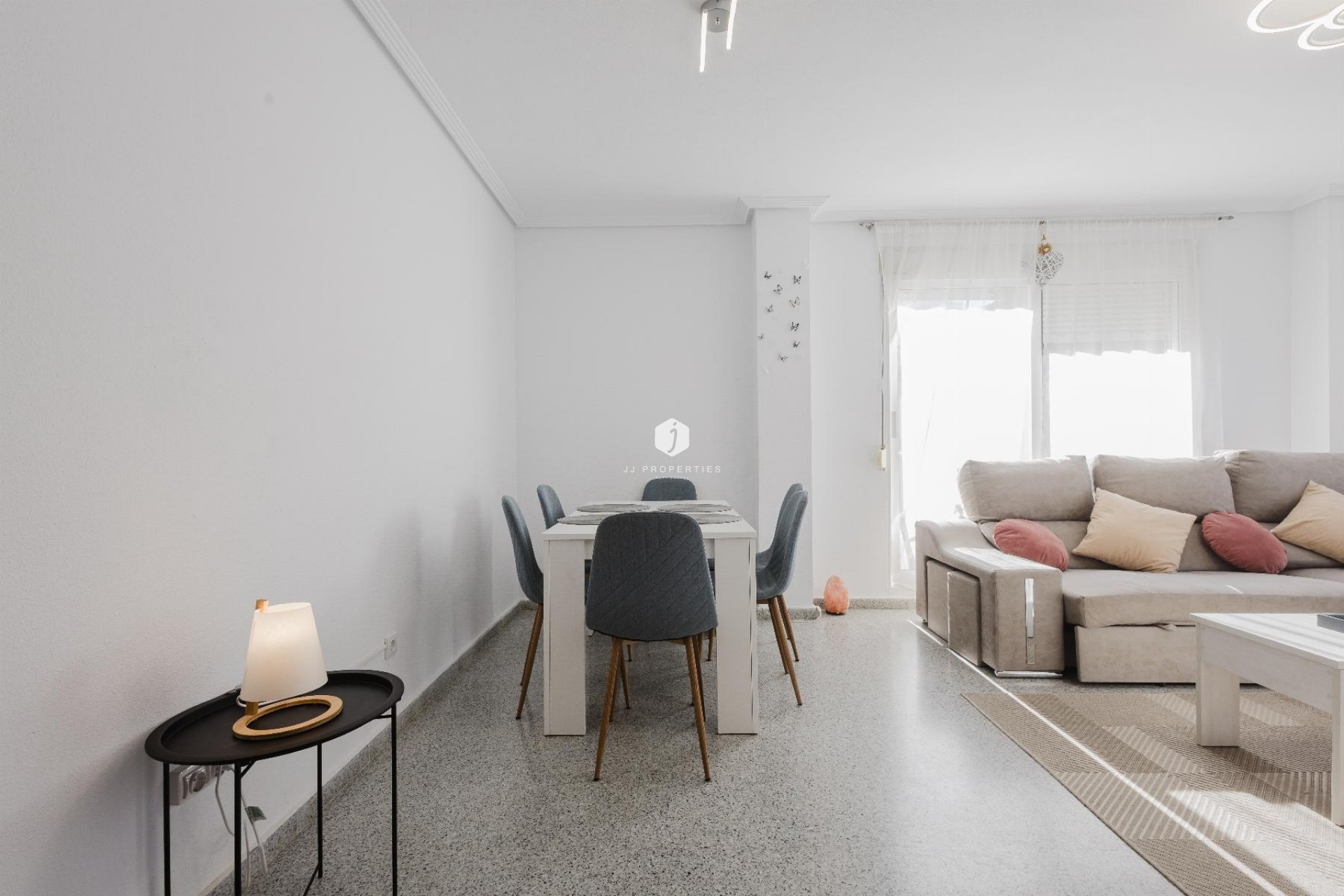 Resale - Apartment / flat -
San Miguel de Salinas - Inland