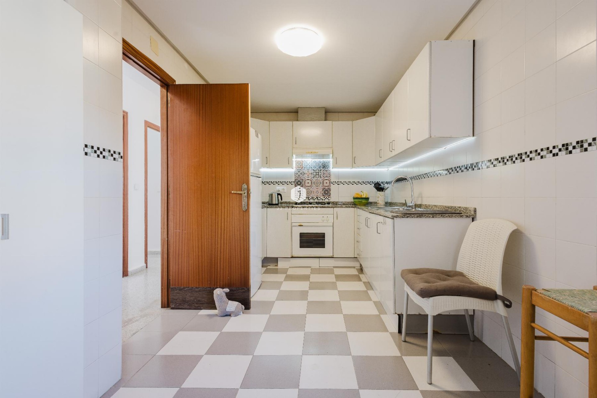 Resale - Apartment / flat -
San Miguel de Salinas - Inland