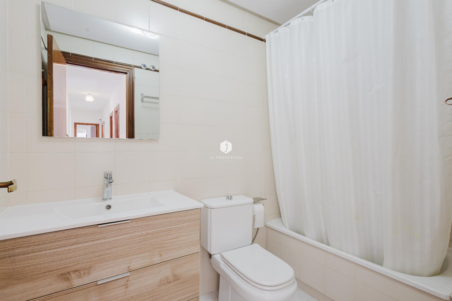 Resale - Apartment / flat -
San Miguel de Salinas - Inland