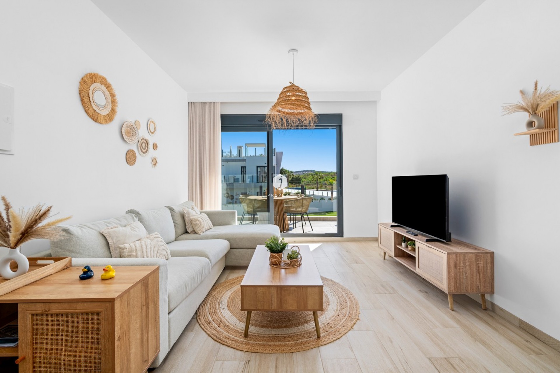 Resale - Apartment / flat -
San Miguel de Salinas - Inland
