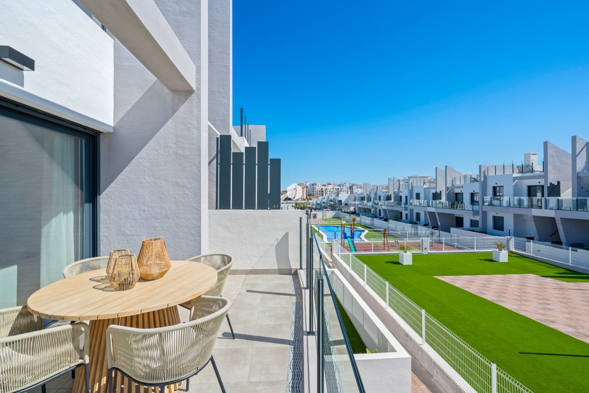 Resale - Apartment / flat -
San Miguel de Salinas - Inland