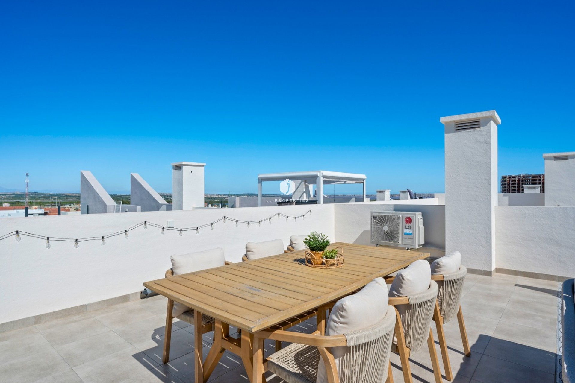 Resale - Apartment / flat -
San Miguel de Salinas - Inland