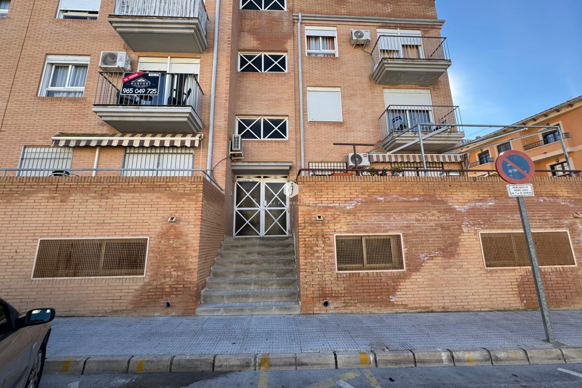 Resale - Apartment / flat -
San Miguel de Salinas - Inland