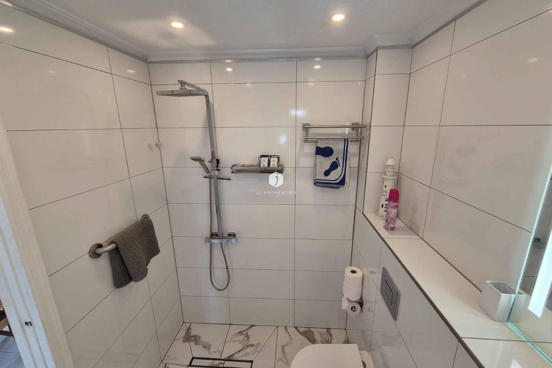 Resale - Apartment / flat -
San Miguel de Salinas - Inland