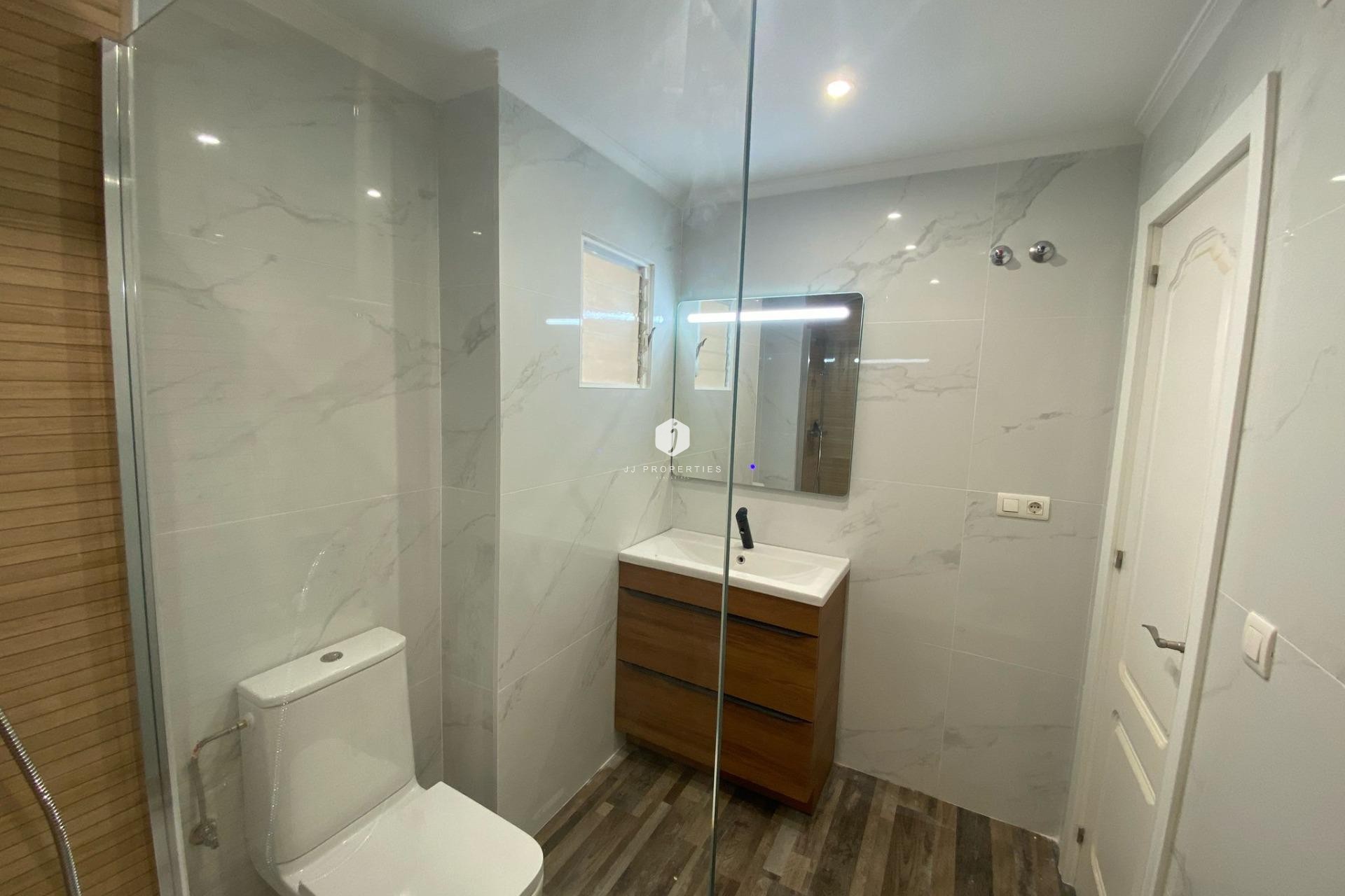 Resale - Apartment / flat -
San Miguel de Salinas - Pueblo 9