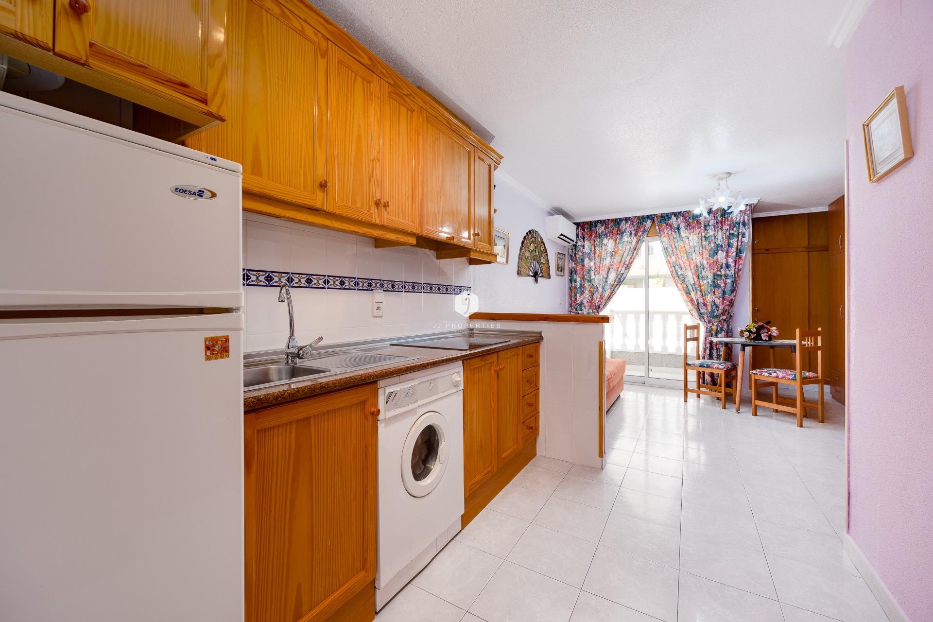 Resale - Apartment / flat -
Torrevieja - Acequion