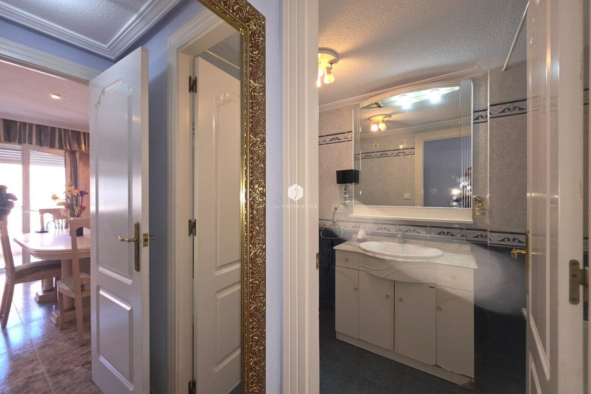 Resale - Apartment / flat -
Torrevieja - Acequion