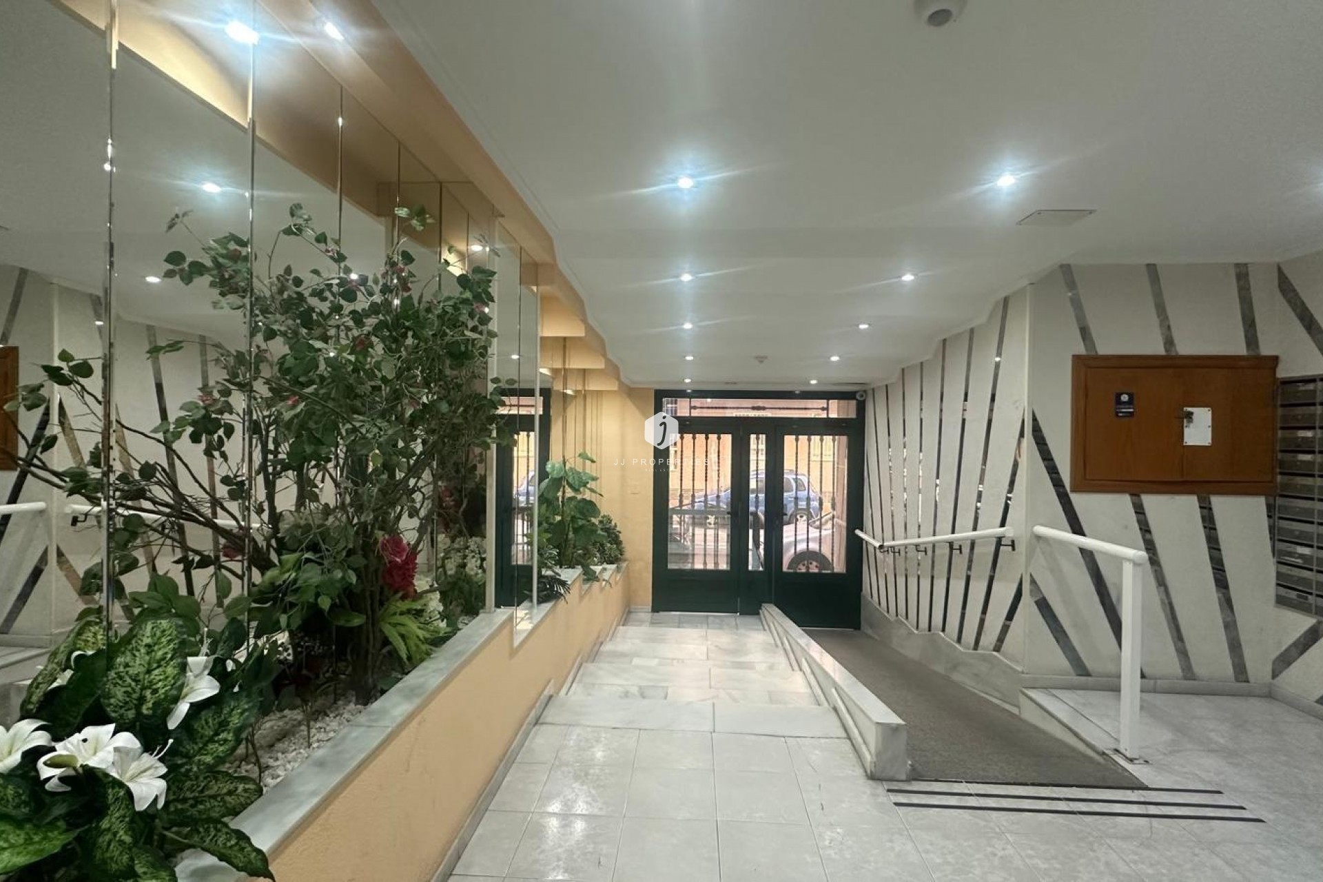 Resale - Apartment / flat -
Torrevieja - Acequion